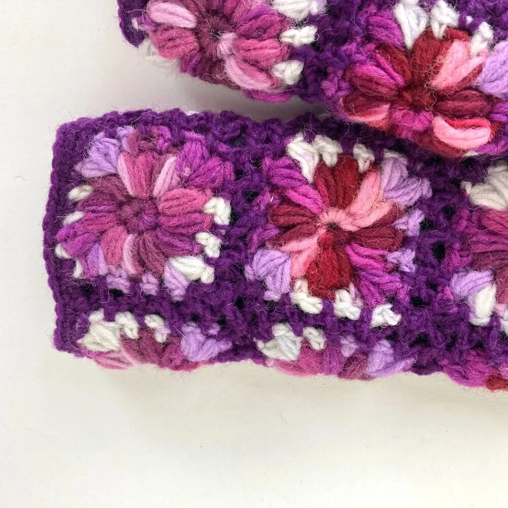 Woolkan Hand Knitted Open Finger Gloves Size S-M Purple Soft Lining